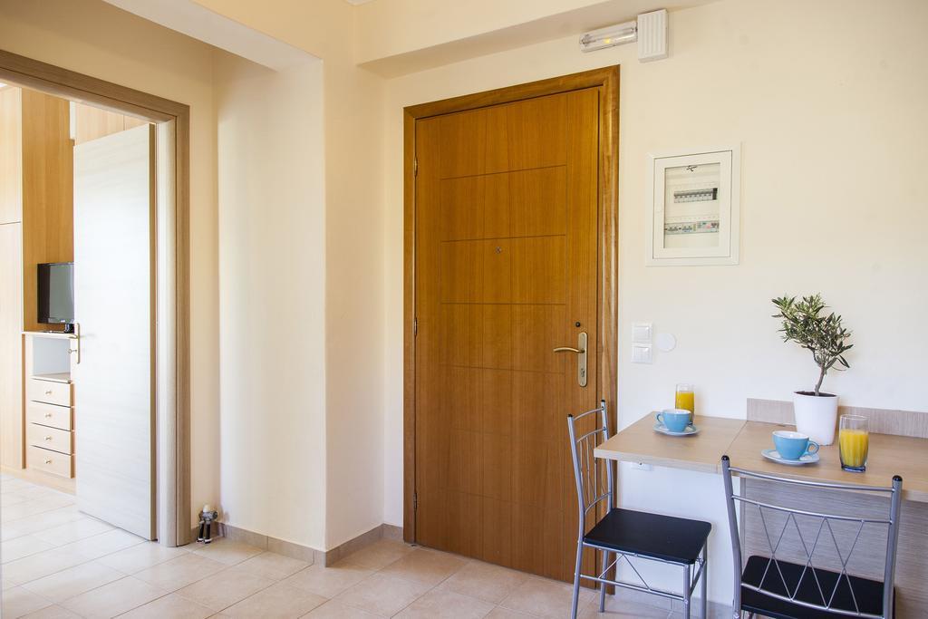 Apolpaina L Apartments Exterior photo